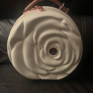 Thalia Sodi Cream Rose-Patterned Clutch